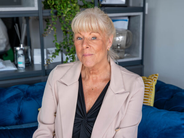 Lesley Barnfield